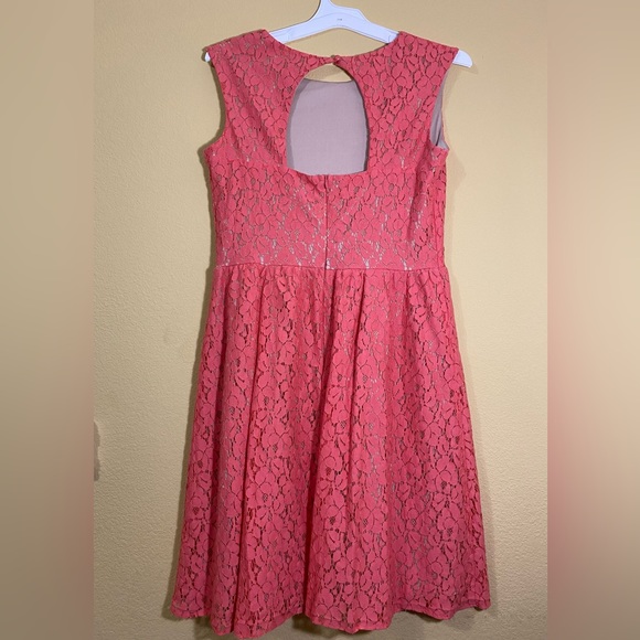 Cute dress for spring and summer, - Picture 2 of 4